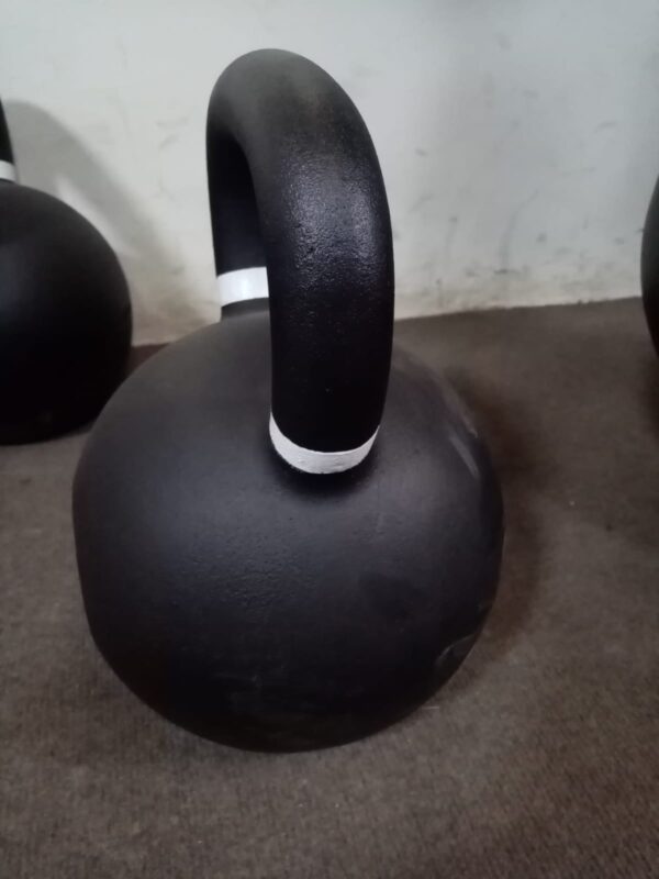 KETTLE BELL 40KG - Image 3