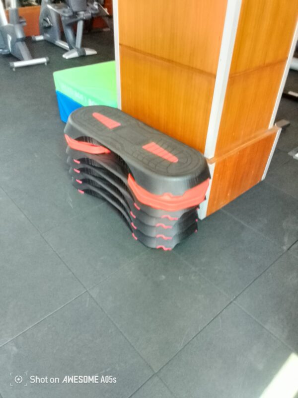 Aerobic steps - Image 2